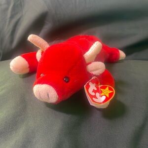 Red Plush‎ Bull Toy